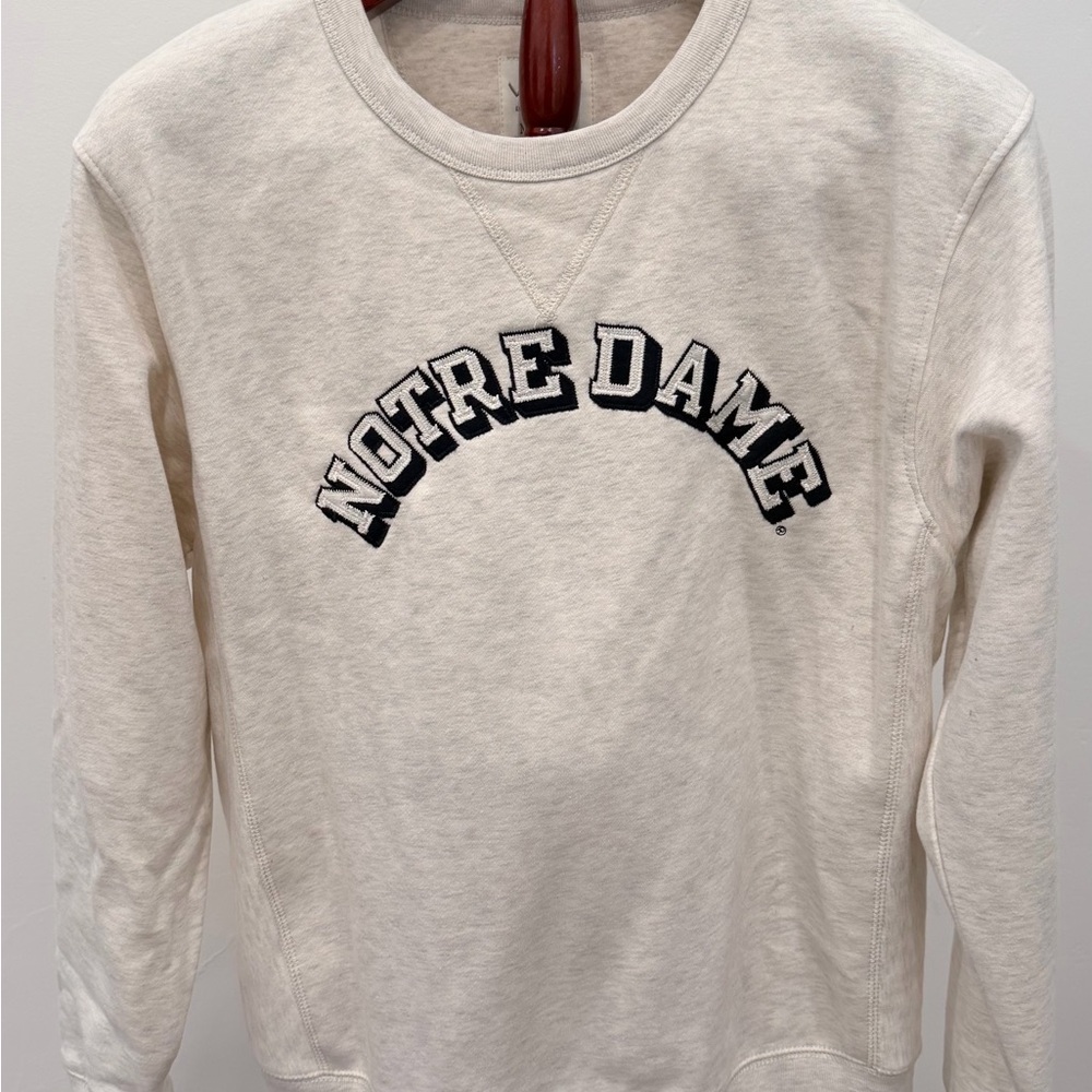 Notre Dame women’s Cream Crewneck Sweatshirt